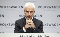독일 폭스바겐, CEO 교체한다…“뮐러, 회사 살렸지만 창업주 가문과의 갈등에 낙마”