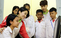 아시아나항공, 캄보디아서 '아름다운 교실' 봉사활동