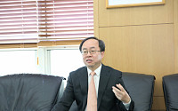 [이슈&amp;인물] 김용석 서울행정법원장 “법원은 기업과 국가 사이의 중재자”