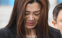 김현미 장관 ‘과한 대응’에 진퇴양난 빠진 진에어 해법
