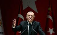 에르도안 터키 대통령, 차기 대선 후보로 확정…30년 장기집권에 도전