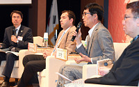 [포토] ‘2018 대한민국 CSR 국제 콘퍼런스’ 패널들의 열띤 토론
