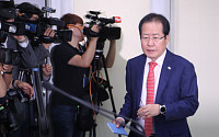 한국당 “北비핵화 후 종전선언 이뤄야”…북미정상회담 7개 요구사항 발표