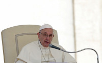 프란치스코 교황 “신용부도스와프는 시한폭탄…시장 황폐하게 만들어”