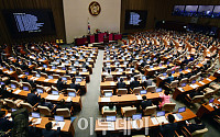 야 3당 불참 속 국회 본회의…민생 법안 199건 처리(종합)