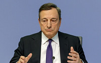 ‘이탈렉시트’ 불안에 딜레마 빠진 드라기 ECB 총재…긴축 전환 연기하나
