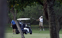 골프를 즐기는 미국 버락 오바마 대통령