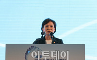 김현미 국토부 장관 &quot;올해 스마트시티 기본구상 마련…5G 기반의 K-City 완공&quot;