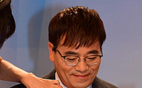 [포토] 토론회 준비하는 김종민 후보