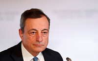 ECB, 연준 이어 긴축대열 합류했지만…드라기, ‘비둘기파’ 면모 과시