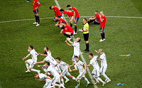 [2018 러시아 월드컵] 러시아, 스페인과 승부차기 끝에 8강 진출…스페인, 개최국 징크스 탓?