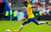 [2018 러시아 월드컵] '네이마르 선제골' 브라질 1-0 멕시코(후반 6분)