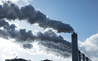 작년 전국 사업장 대기오염물질 36톤 배출... 67% 미세먼지 원인 물질 '질소산화물'