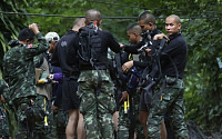 태국 ‘동굴 실종’ 소년들 구하러 들어간 잠수부 1명 사망