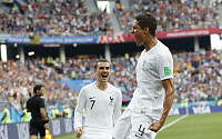 프랑스, 우루과이에 2-0 승리 '12년 만에 월드컵 4강 진출'…벨기에와 11일 '준결승전'