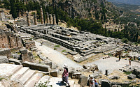 그리스 신전의 대표 마을, 델포이의 매력