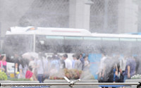 [내일 날씨] 서울, 올 들어 가장 더워 낮 최고 33도…전국 '폭염 특보'