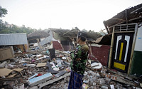 인도네시아 지진 사망자 347명…“더 늘어날 가능성 있다”