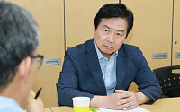 홍종학 장관, 공무원노조에 온누리상품권 구매확대 요청