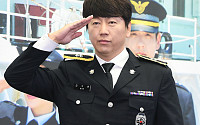 [BZ포토] 김수로, '바다경찰의 든든한 맏형'