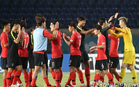 [2018 아시안게임] 한국 축구, 바레인에 6-0 대승…황의조 해트트릭ㆍ조현우 선방 '눈길'