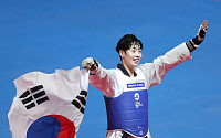 태권도 이다빈, AG 2회 연속 금메달…한국 6번째 금