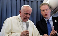 교황, 동성애 발언 논란…동성애자 '환자' 취급? &quot;정신과 도움 받아야&quot;