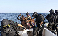 [포토]청해부대, 소말리아 해적 소탕