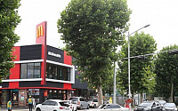 맥도날드, 드라이브스루 이용 11년 누적 차량 2억 대 돌파