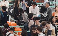 추석 연휴 하루 11만 명 출국...인천공항 사상 최다