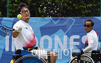 [포토] 장애인 AG, 한국 vs 일본 휠체어 테니스 쿼드 복식 결승
