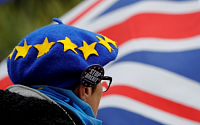 영국-EU, 브렉시트 합의 못해…타결 임박 관측에도 ‘하드보더’ 이견 남아