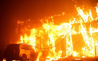 미국 캘리포니아, 대형 산불에 주민 2만7000명 대피
