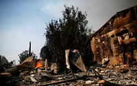 미국 캘리포니아, 역대 최악의 산불로 최소 25명 사망