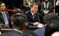 이례적으로 한ㆍ아세안 특별정상회의 내년 한국 개최…신남방정책 속도낸다