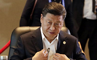 시진핑 vs. 펜스, APEC 정상회의서 무역·안보 충돌