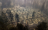 미국 역대 최악 산불 ‘캠프파이어’, 17일 만에 100% 진화…사망자 최소 85명