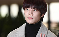 [BZ포토] 뉴이스트W JR, 리더 카리스마 눈빛