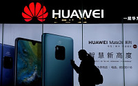 중국 화웨이, 미국 압박에도 끄떡없다…올해 스마트폰 출하량 2억대 돌파로 사상 최대