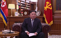 김정은 “완전한 비핵화 나의 확고한 의지…美 상응 조치 속도 빨라질 것”