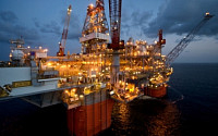 영국 BP, 미국 멕시코만서 10억 배럴 원유 발견