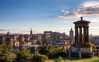 스코틀랜드의 색깔 그대로 천년고도 에든버러
