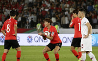대한민국-카타르 졸전 “피파랭킹 바꾸자” 축구 팬 야유