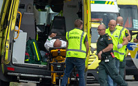 뉴질랜드 모스크서 총기난사 발생...현재까지 9명 사망
