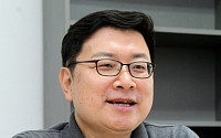 [초대석] 홍춘욱 박사 “단기투자 부르는 과잉정보...주식시장 성장 걸림돌”