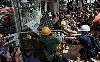 [포토] 시위로 얼룩진 홍콩 주권 반환 22주년