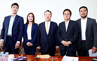 [포토] 국회 찾은 박용만 상의회장과 스타트업 CEO들