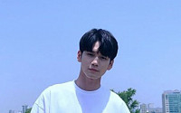 ‘열여덟의 순간’ 옹성우, 워너원도 응원…“본방사수 약속해” 변함없는 우정