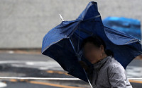 [일기예보] 오늘 날씨, 제8호 태풍 '프란시스코' 소멸했지만 전국 곳곳에 비…'서울 낮 31도' &quot;미세먼지 좋음~보통&quot;