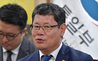 김연철 통일부 장관 사의…“남북 관계 악화 책임”